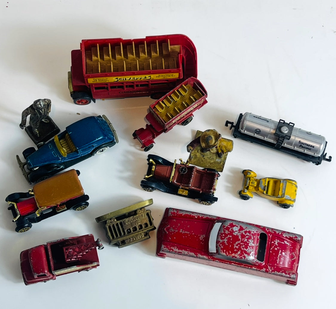 Lot of Collectible Train Car Trucks MIX *As is*