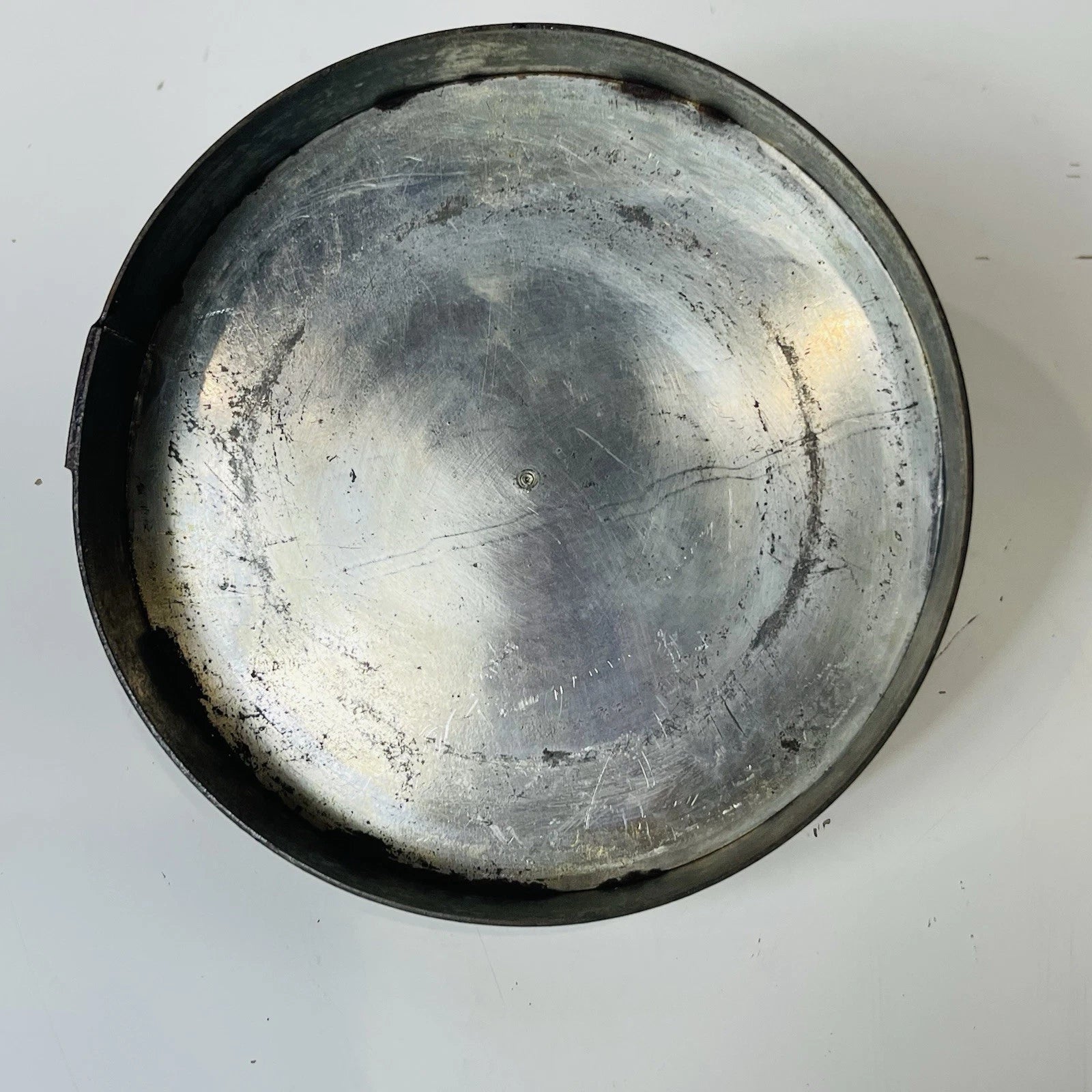 Antique Plum Pudding Brioche Tin Mold – Vintage Home Baker's Decor, Includes Lid