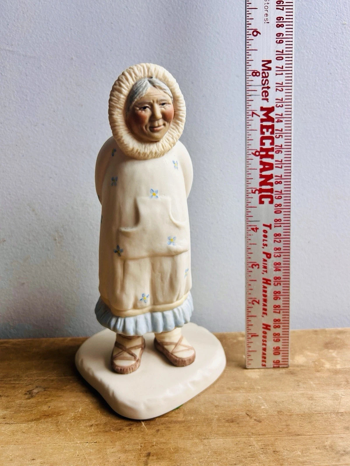 Alaska Porcelain Series: Vintage "Elderly Lady" Figurine – High Quality.