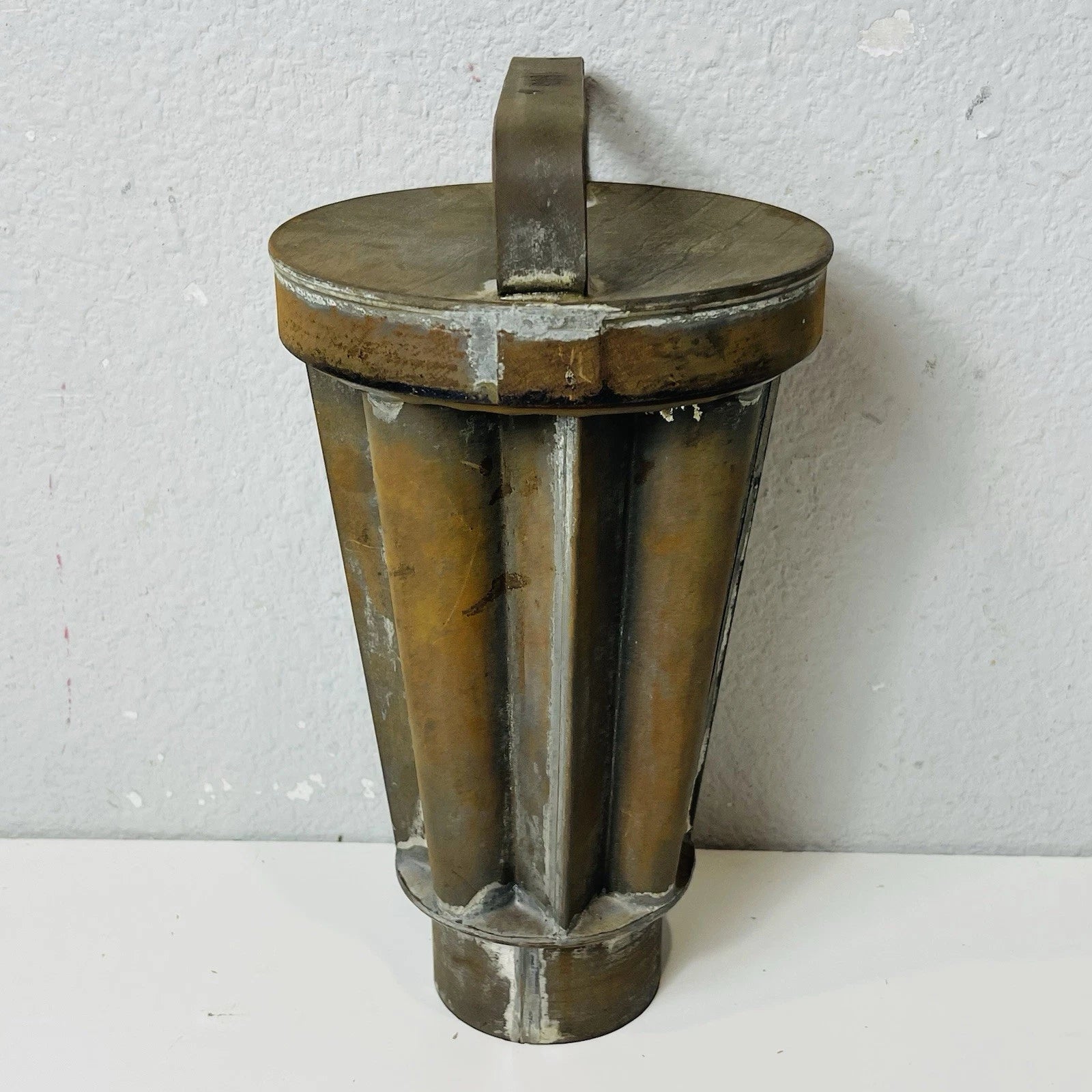 Antique Plum Pudding Brioche Tin Mold – Vintage Home Baker's Decor, Includes Lid