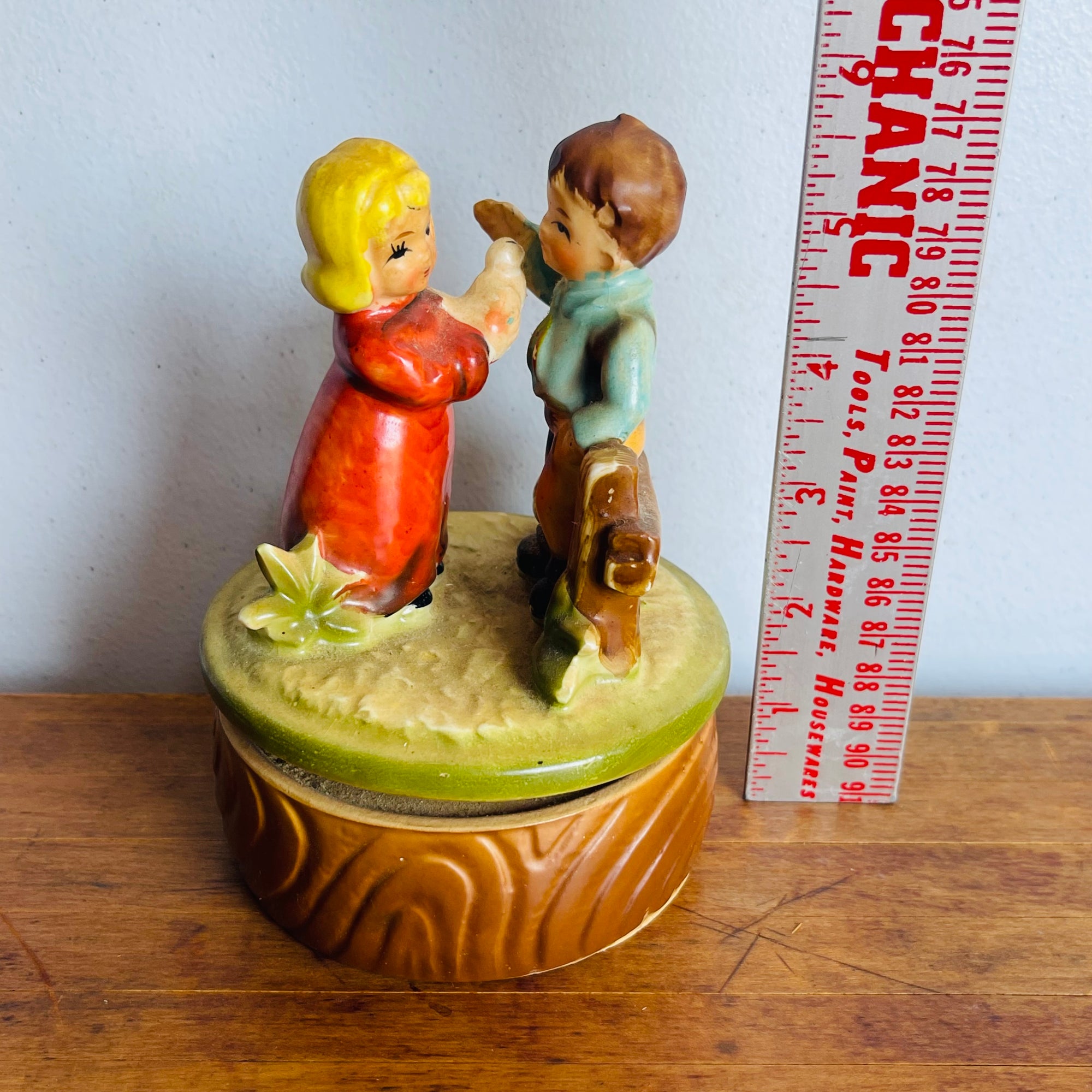 Vintage Ceramic Porcelain Music Box Boy & Girl