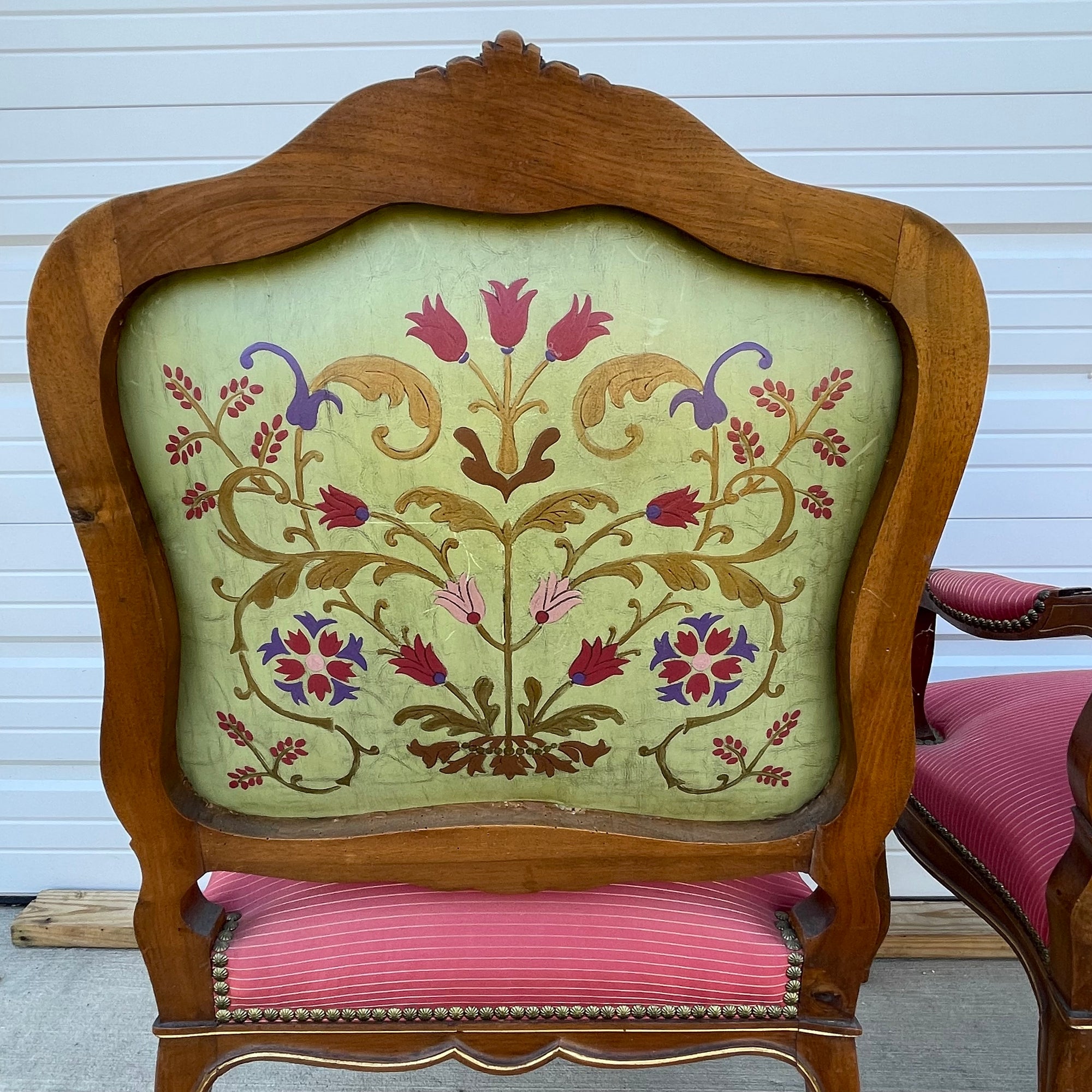 Louis XV Style Set of 2 Armchairs With Decorative Studs Striped Red Pink Upholstery Decor