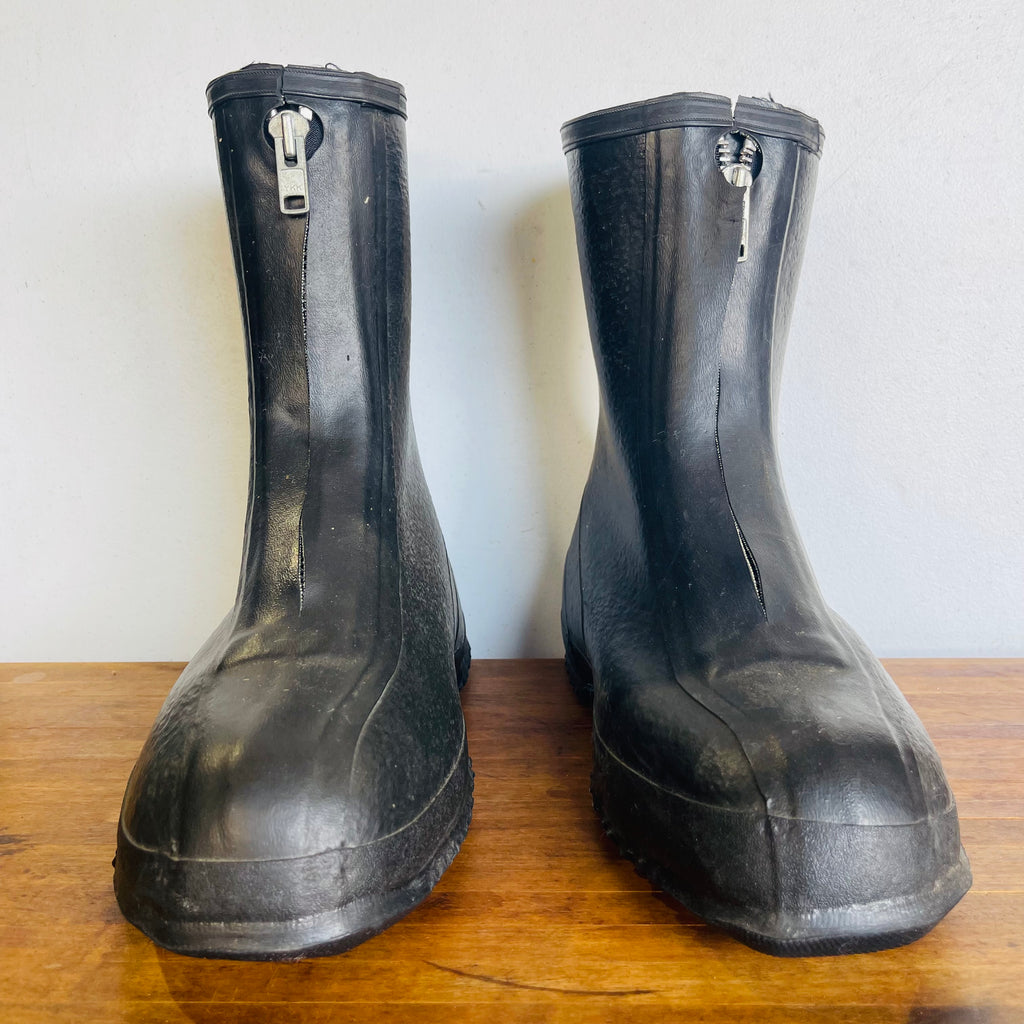 Men’s Lacrosse Black Boots Size 12