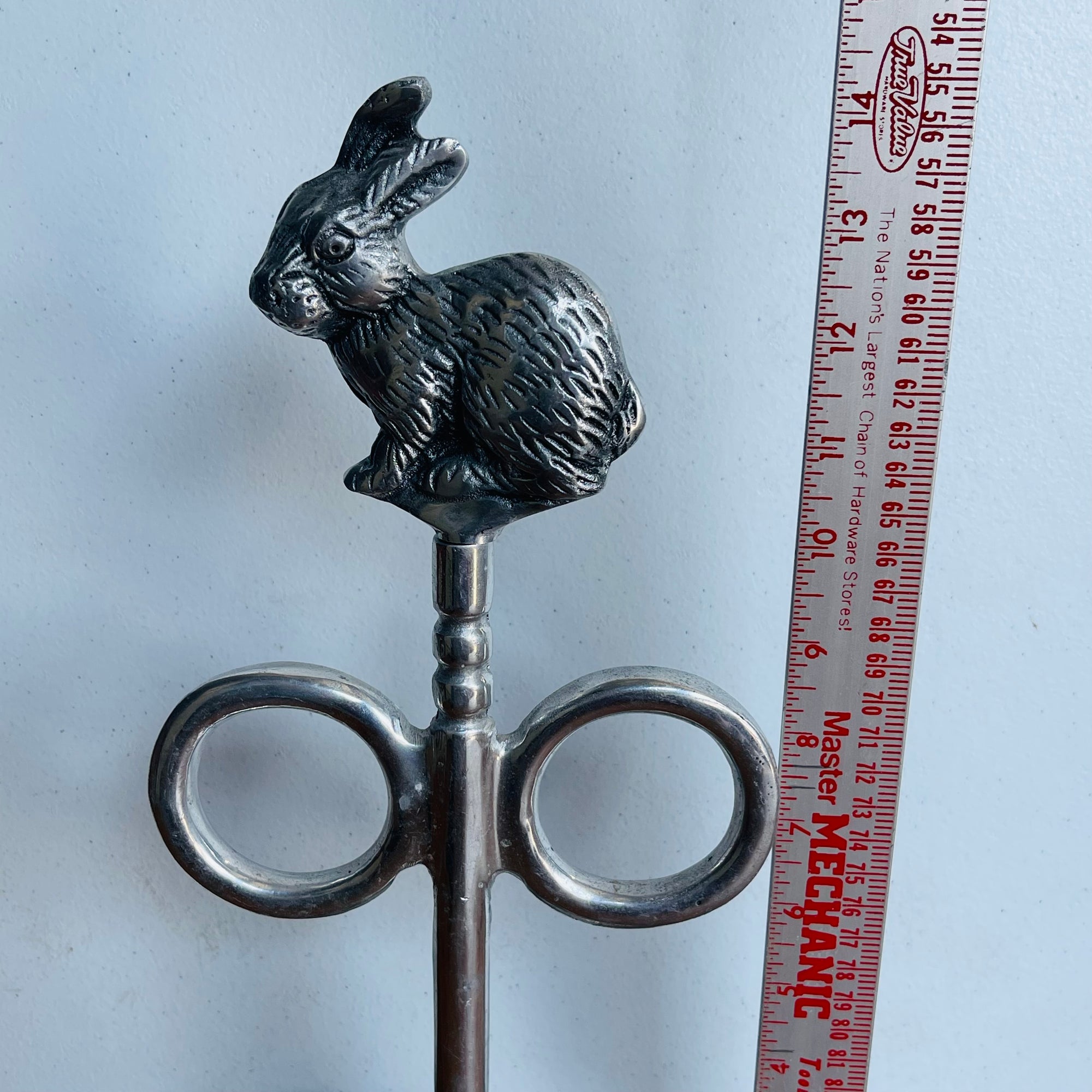Bathroom Rabbit Guest Towel Stand