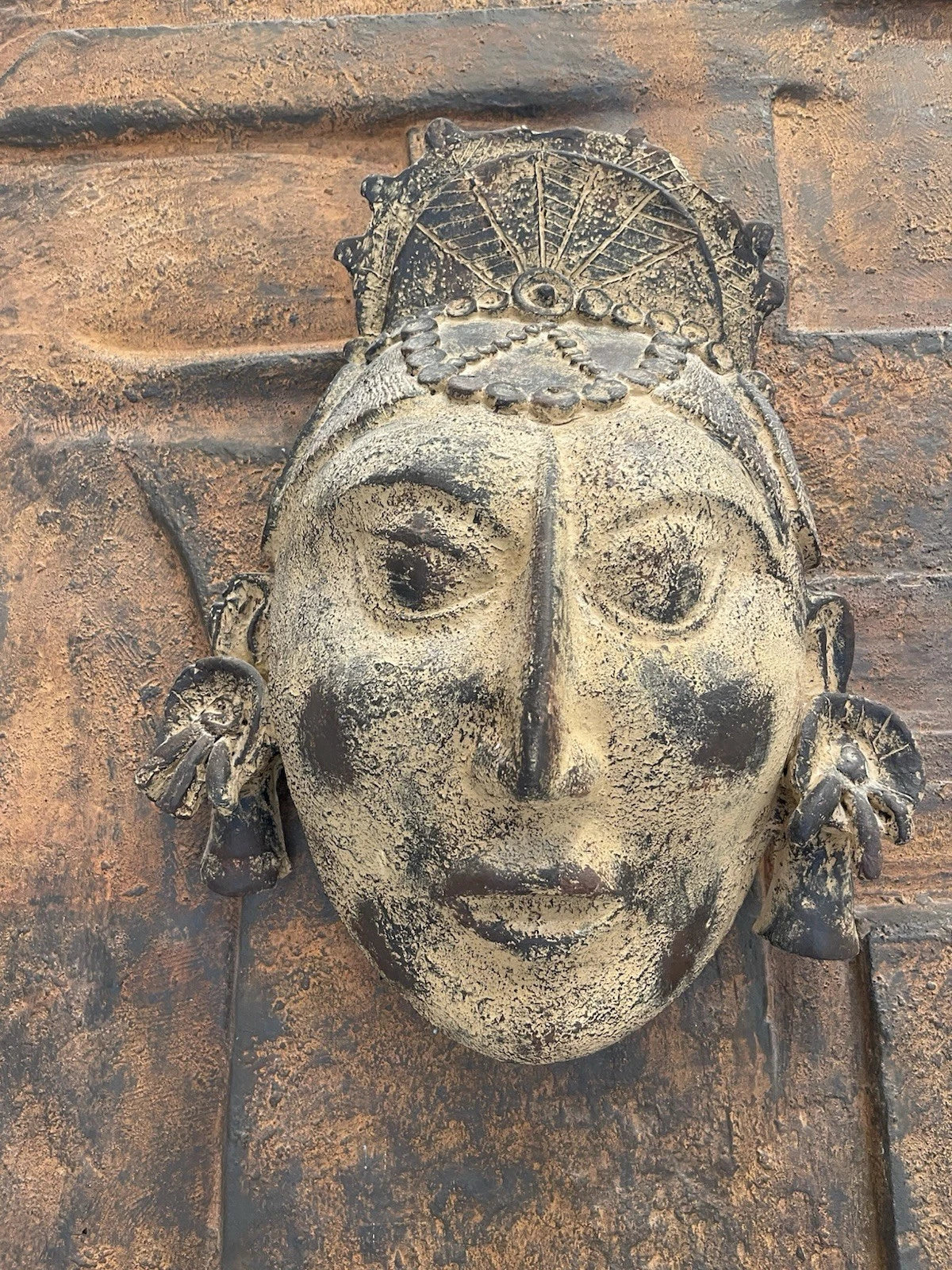 Vintage African-Style Tribal Mask Wall Plaque