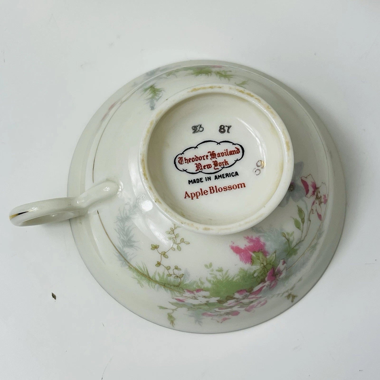 Haviland China's 4-Piece Apple BlossomSet  Teacup – Theodore Collection.
