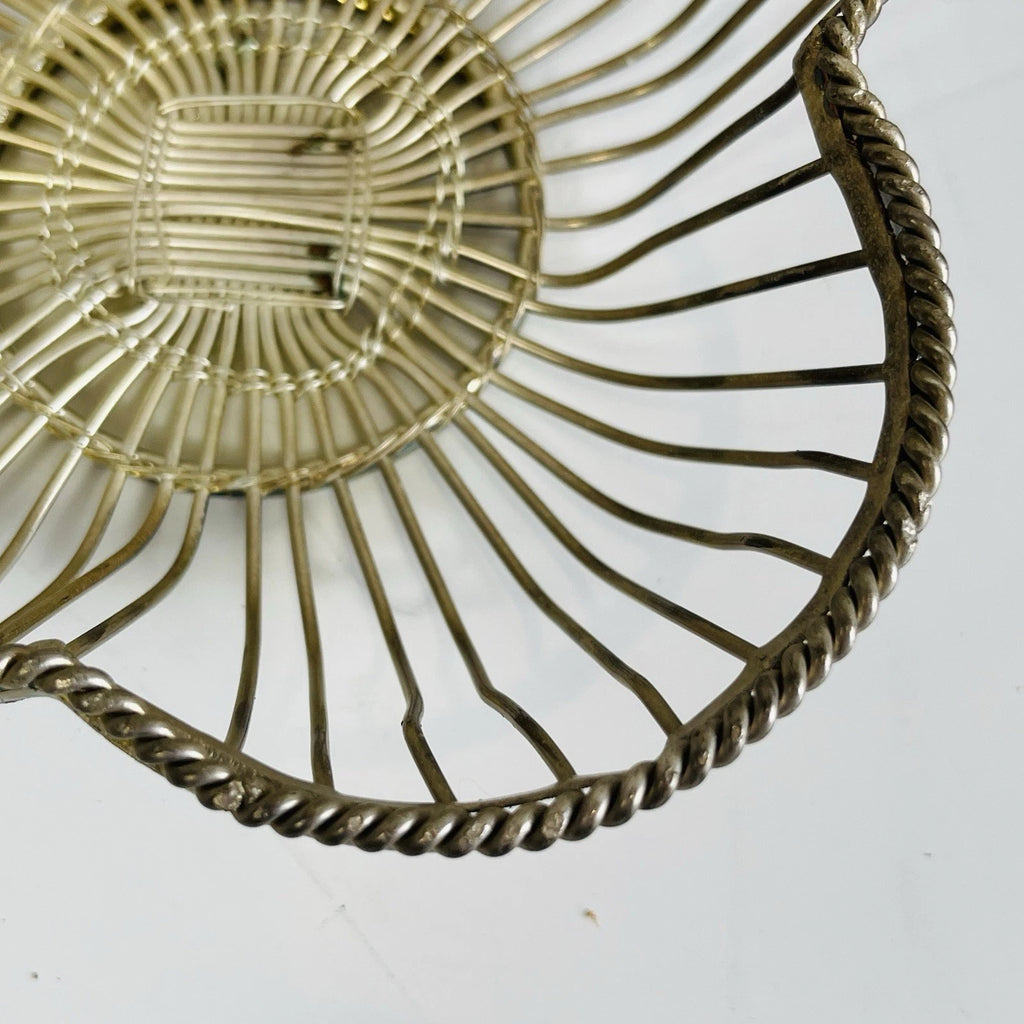 Silver Tone Clover Shaped Wire Fruit Basket