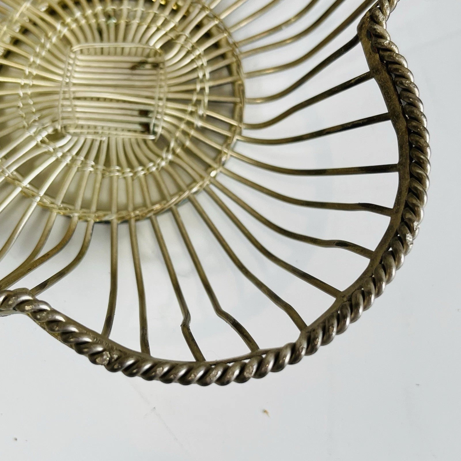 Silver Tone Clover Shaped Wire Fruit Basket