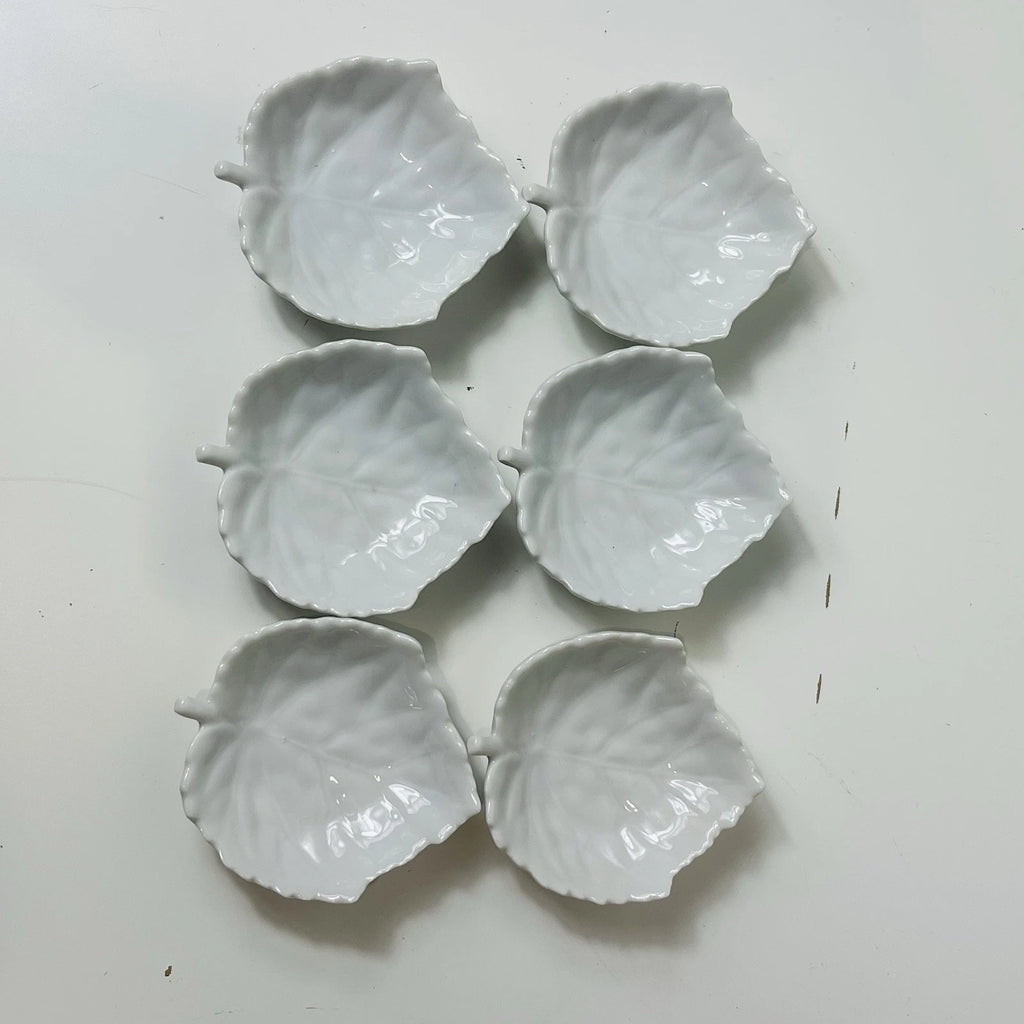 Set of 6 White Porcelain Leaf-Shaped Veined Soy Sauce Dipping Dishes