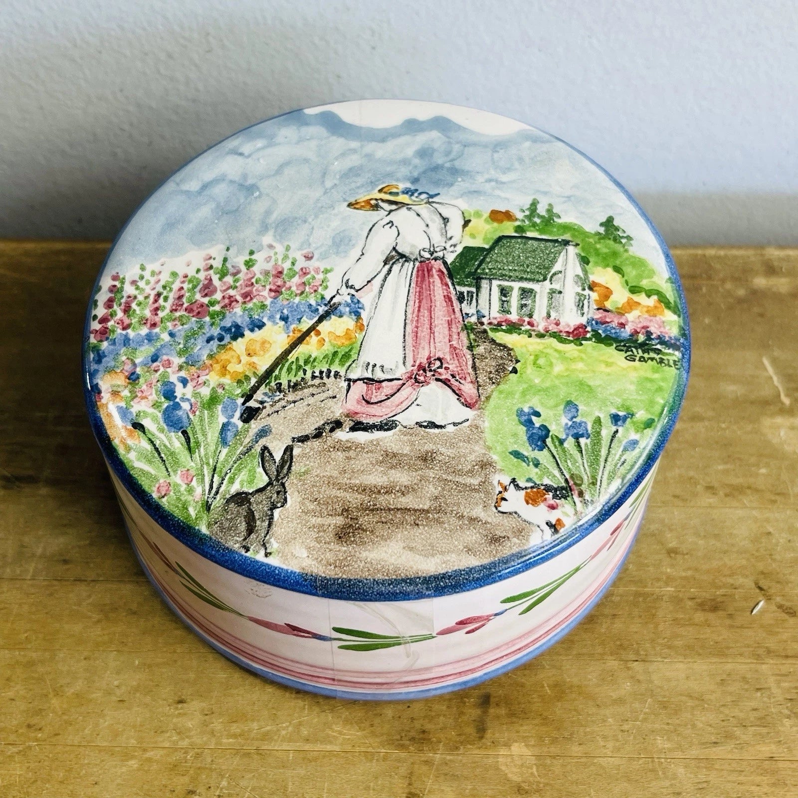 Hand-Painted Vintage Round Floral Ceramic Jewelry Box