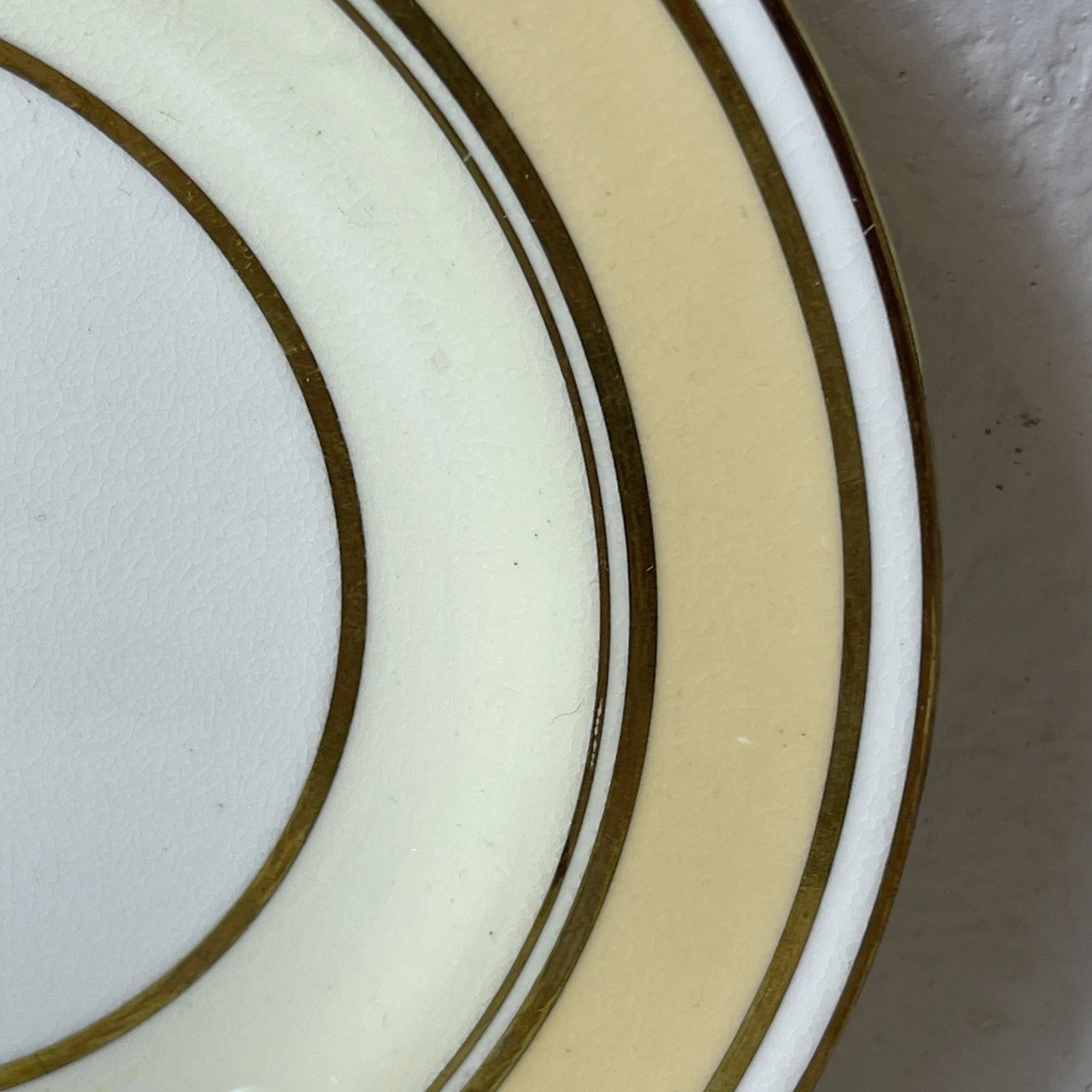 Set Of 5 Wedgewood Bone China made in England 6" bread and butter plate Gold Tri