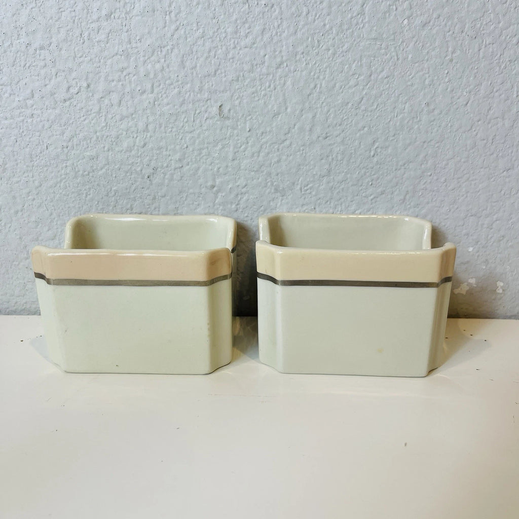 Vintage Style Restaurant Clear Glass Scalloped Sugar Sweetener Packet Holder