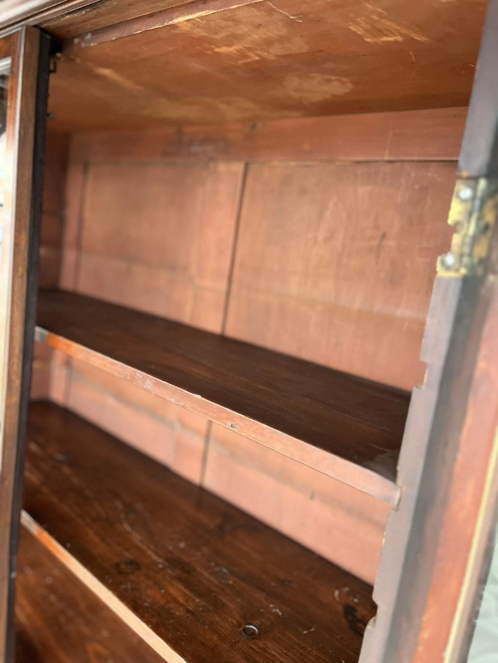 Antique Mahogany Bookcase Cabinet with Leaded Glass Doors