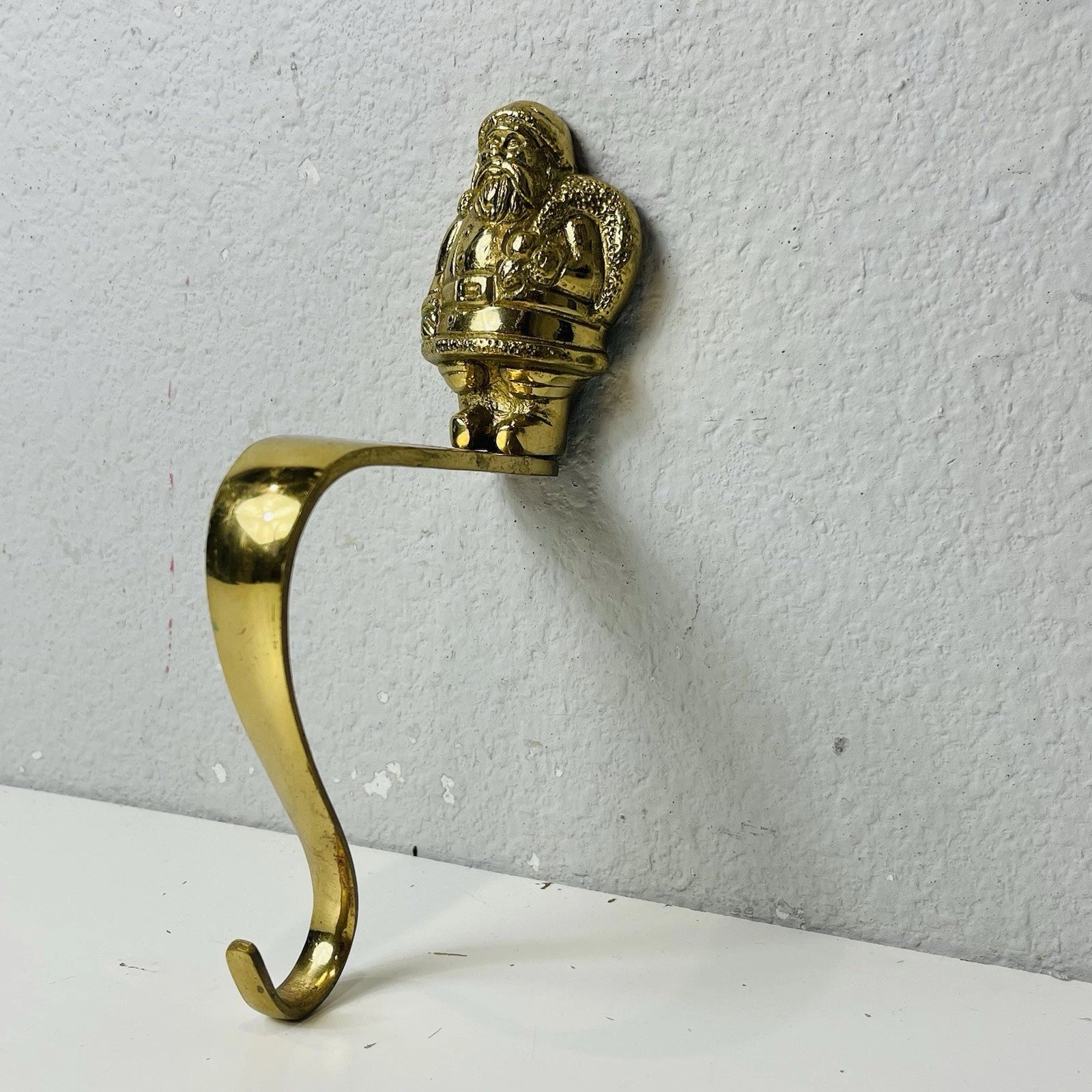 Santa Claus Brass Stocking Hanger Christmas Hook Holder Holiday Wreath And Staff