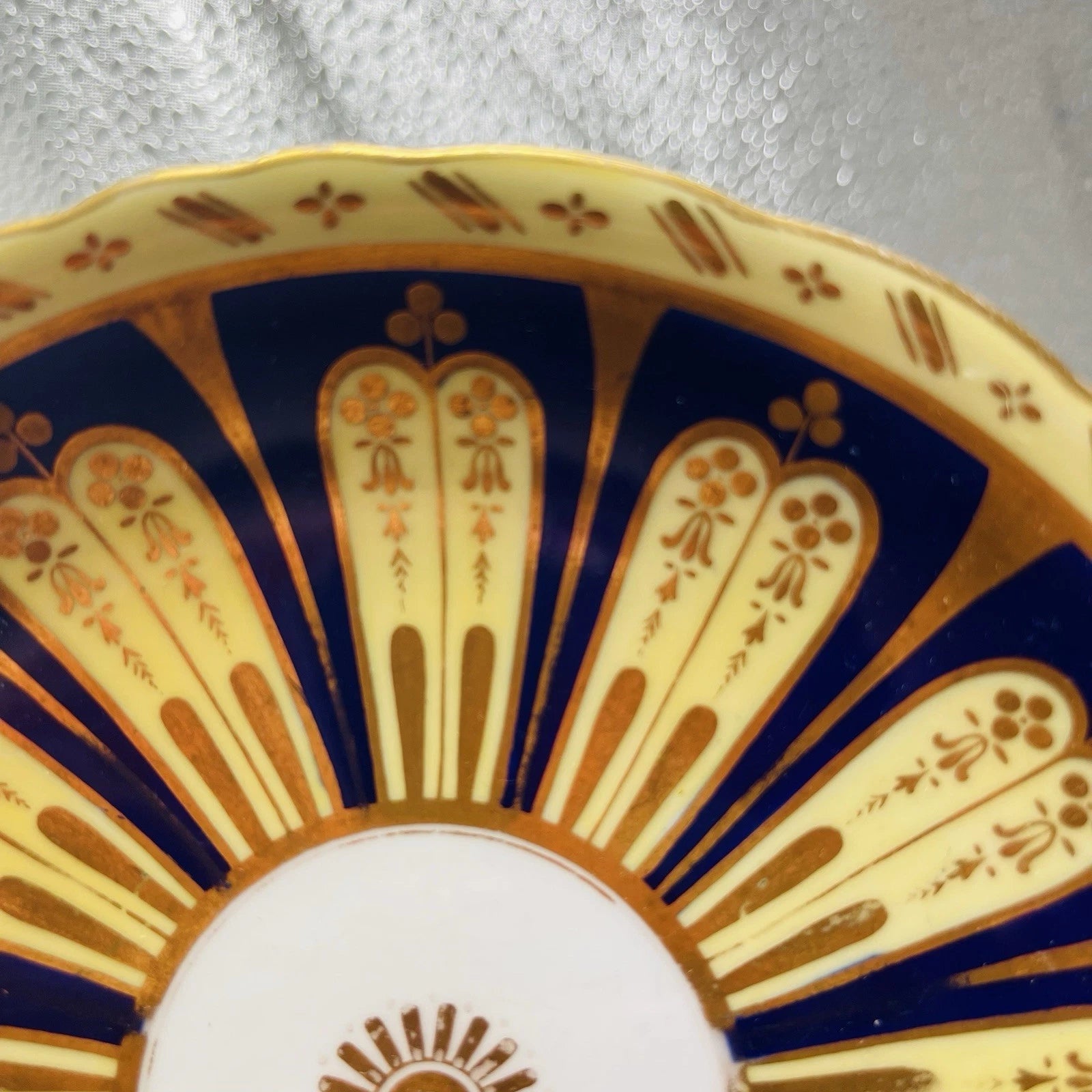 Vintage Derby Style Blue Gold Yellow Pattern 6” Home Office Accent Decor Collect