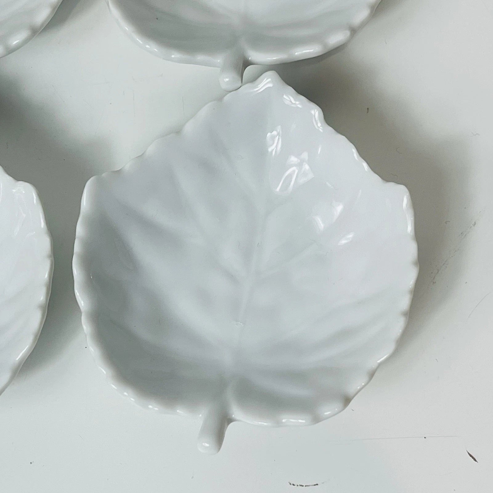 Set of 6 White Porcelain Leaf-Shaped Veined Soy Sauce Dipping Dishes