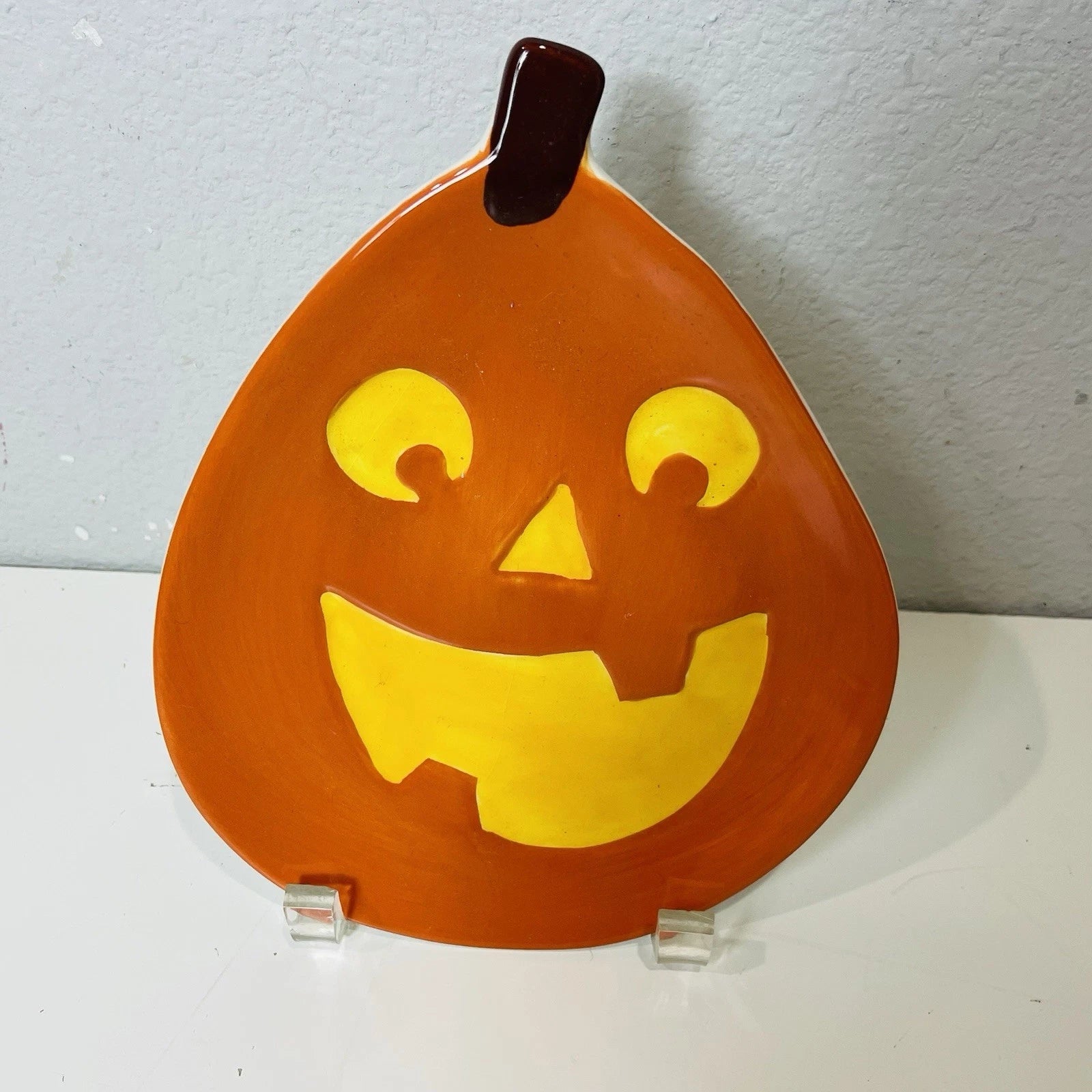Vintage Boston Warehouse Jack-O-Lantern Shaped Snack Plate Serving Set Of 4