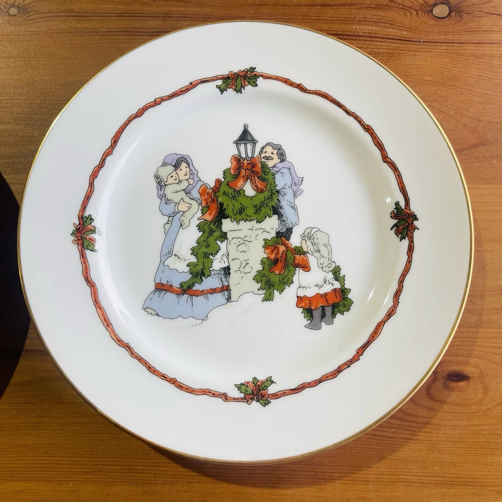 Fitz and Floyd "Deck the Halls" Collectible Salad Plate Set of Two - Decorative.