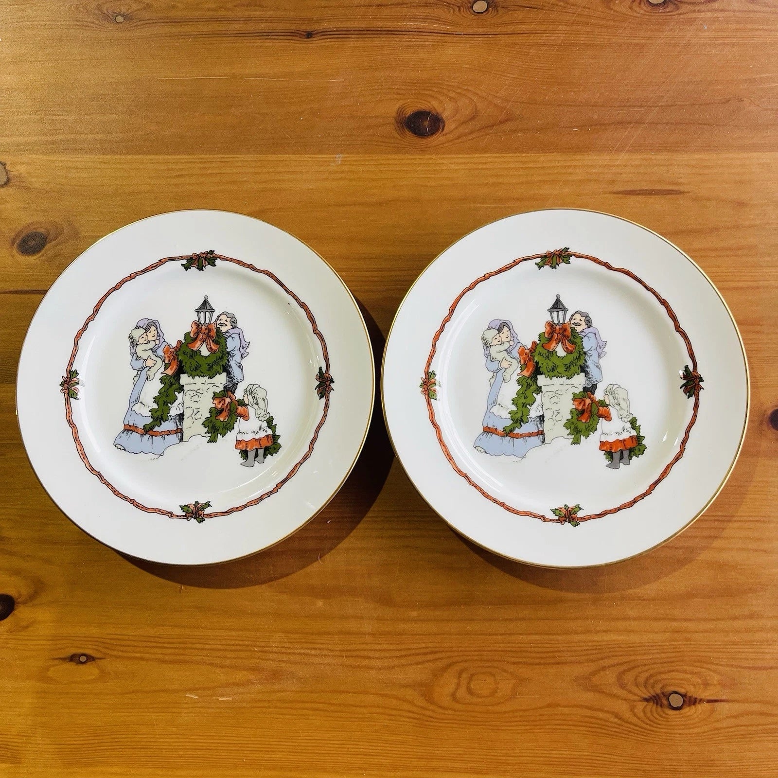 Fitz and Floyd "Deck the Halls" Collectible Salad Plate Set of Two - Decorative.