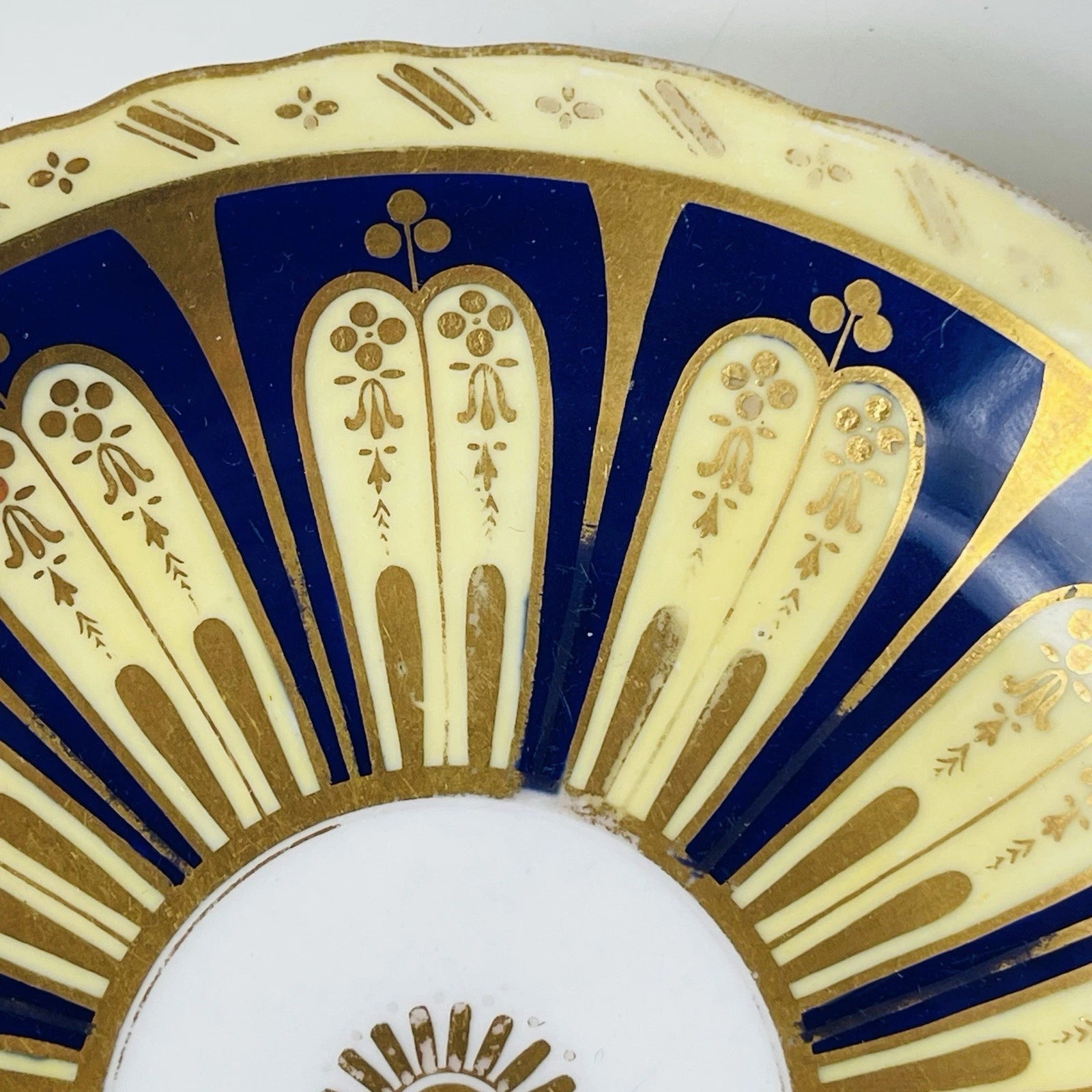 Vintage Derby Style Blue Gold Yellow Pattern 6” Home Office Accent Decor Collect