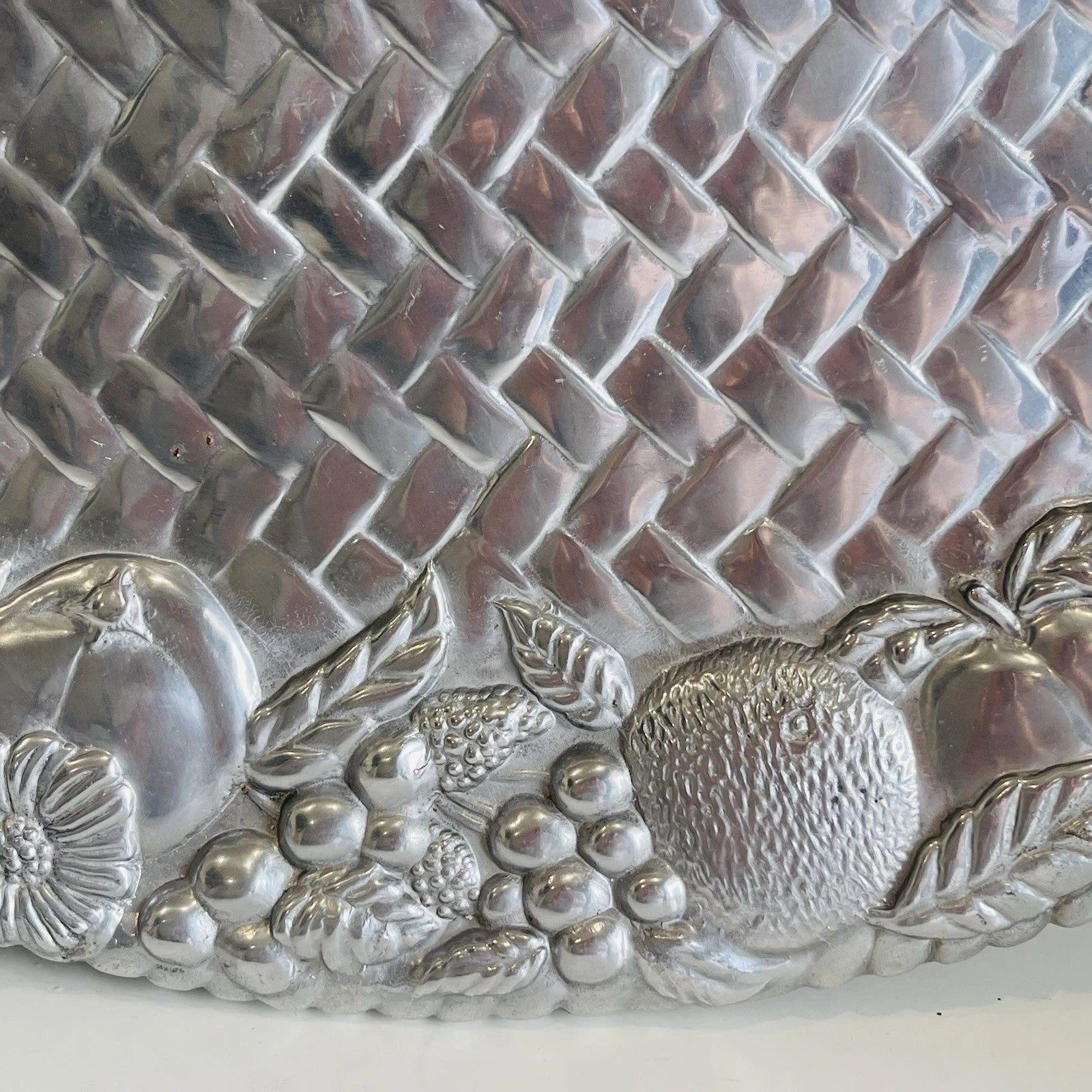 Lenox Grape Weave Handled Serving Platter: Pewter Metal Alloy