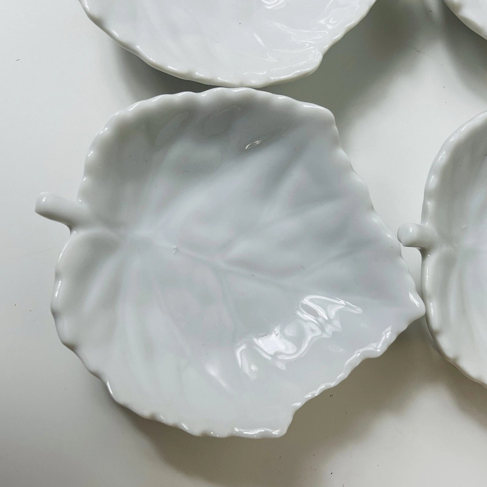 Set of 6 White Porcelain Leaf-Shaped Veined Soy Sauce Dipping Dishes
