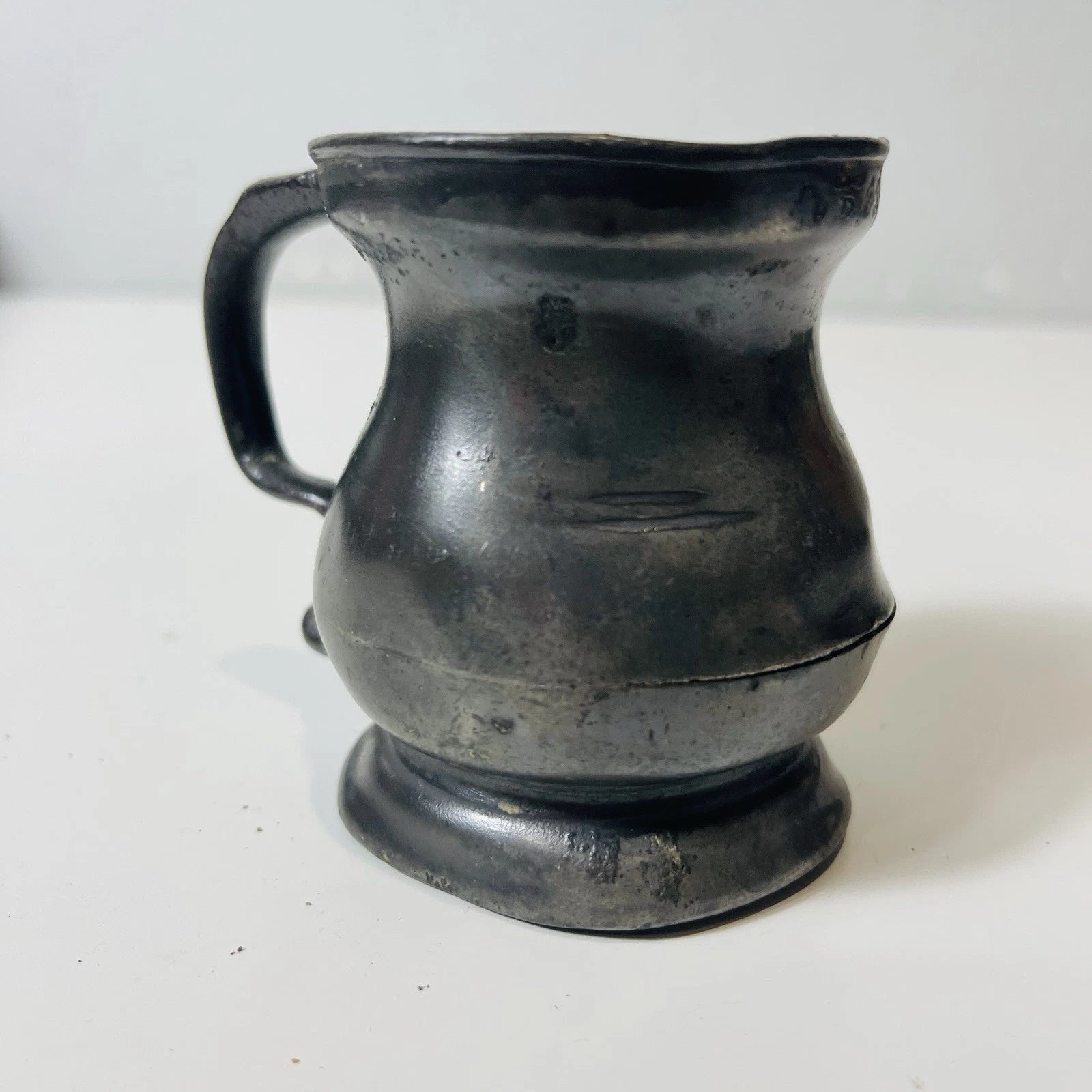 Antique Queen Victoria Suffolk Pewter Half Pint Tankard - Model 368