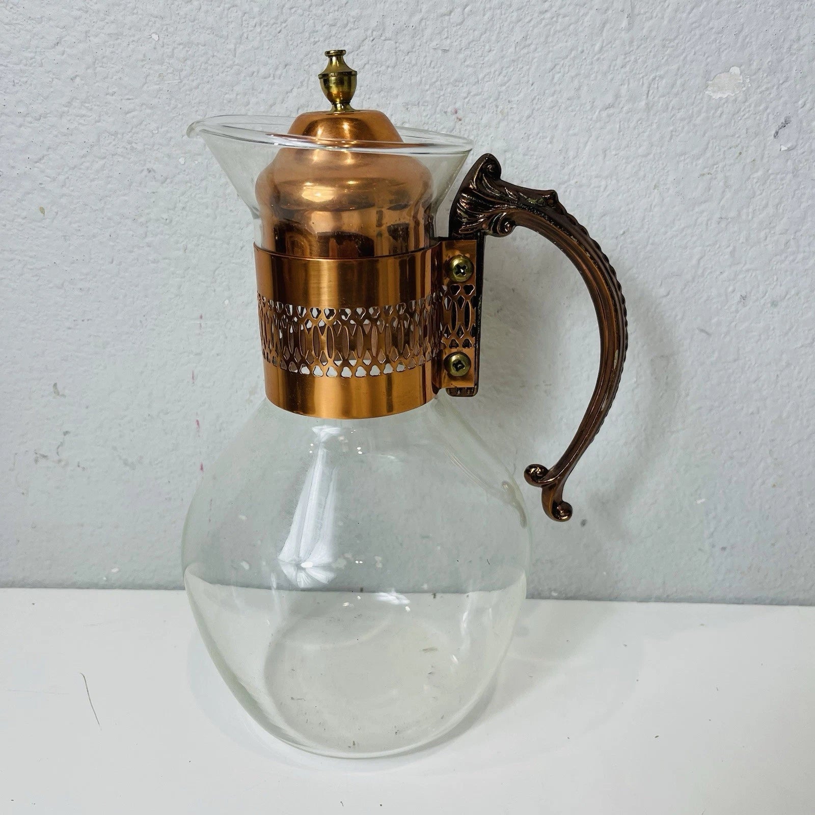 Vintage Copper & Brass Coffee/Tea Carafe with Lid – Home & Office Décor for Arts & Crafts Enthusiasts