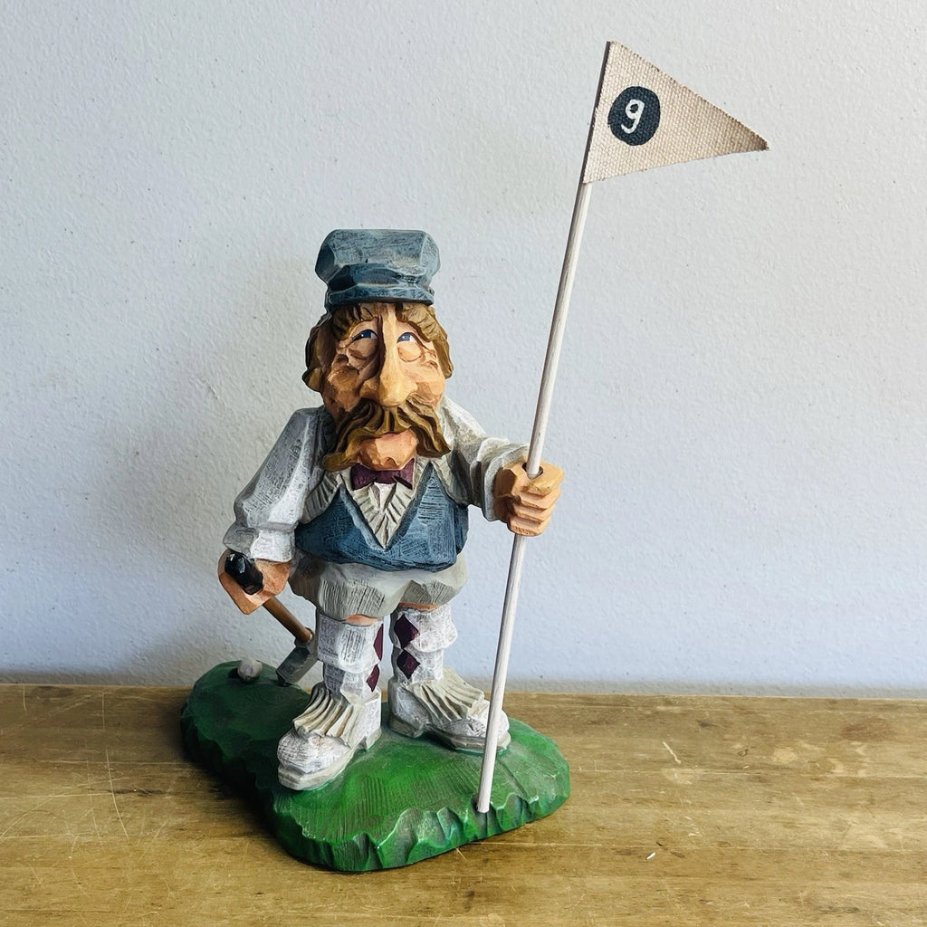 Golfer Statue by David Fryman: High-Quality Craftsmanship