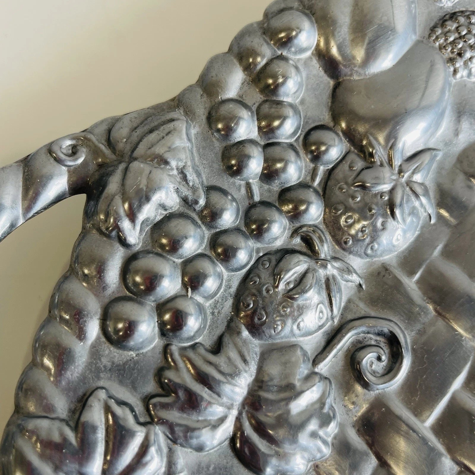 Lenox Grape Weave Handled Serving Platter: Pewter Metal Alloy
