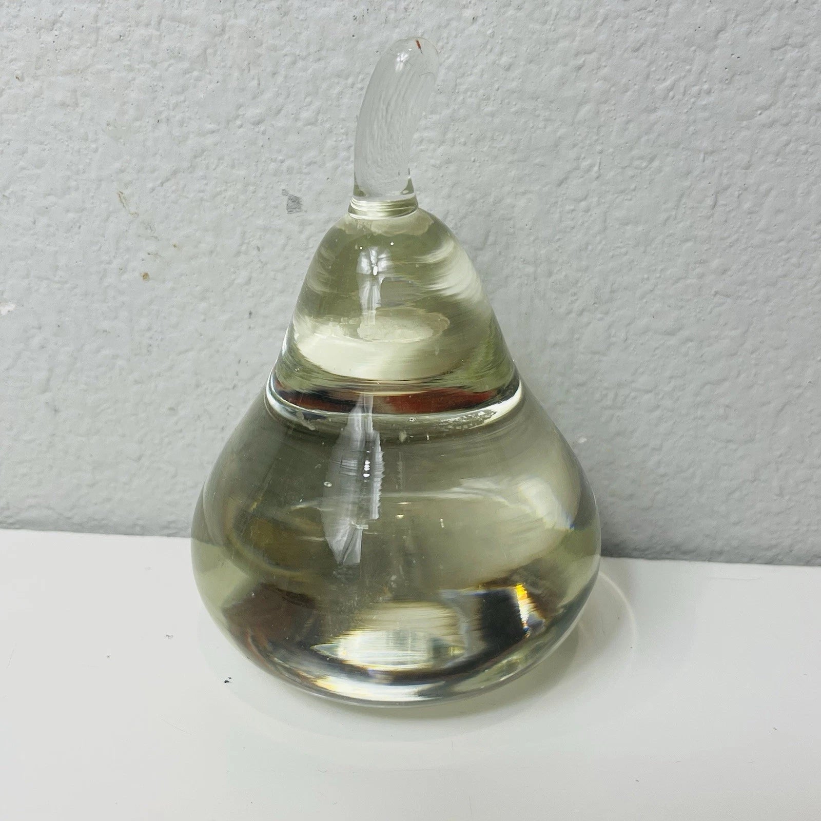 Clear Art Glass Pear: Murano-Style Paperweight for Home Decor, Vintage-Inspired Collectible.