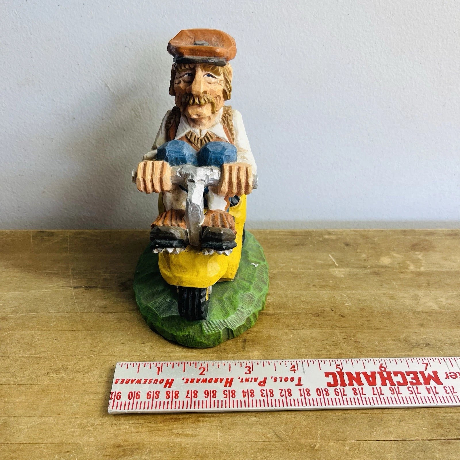 David Frykman Golf Figurine: Player on Cart Miniature Statue