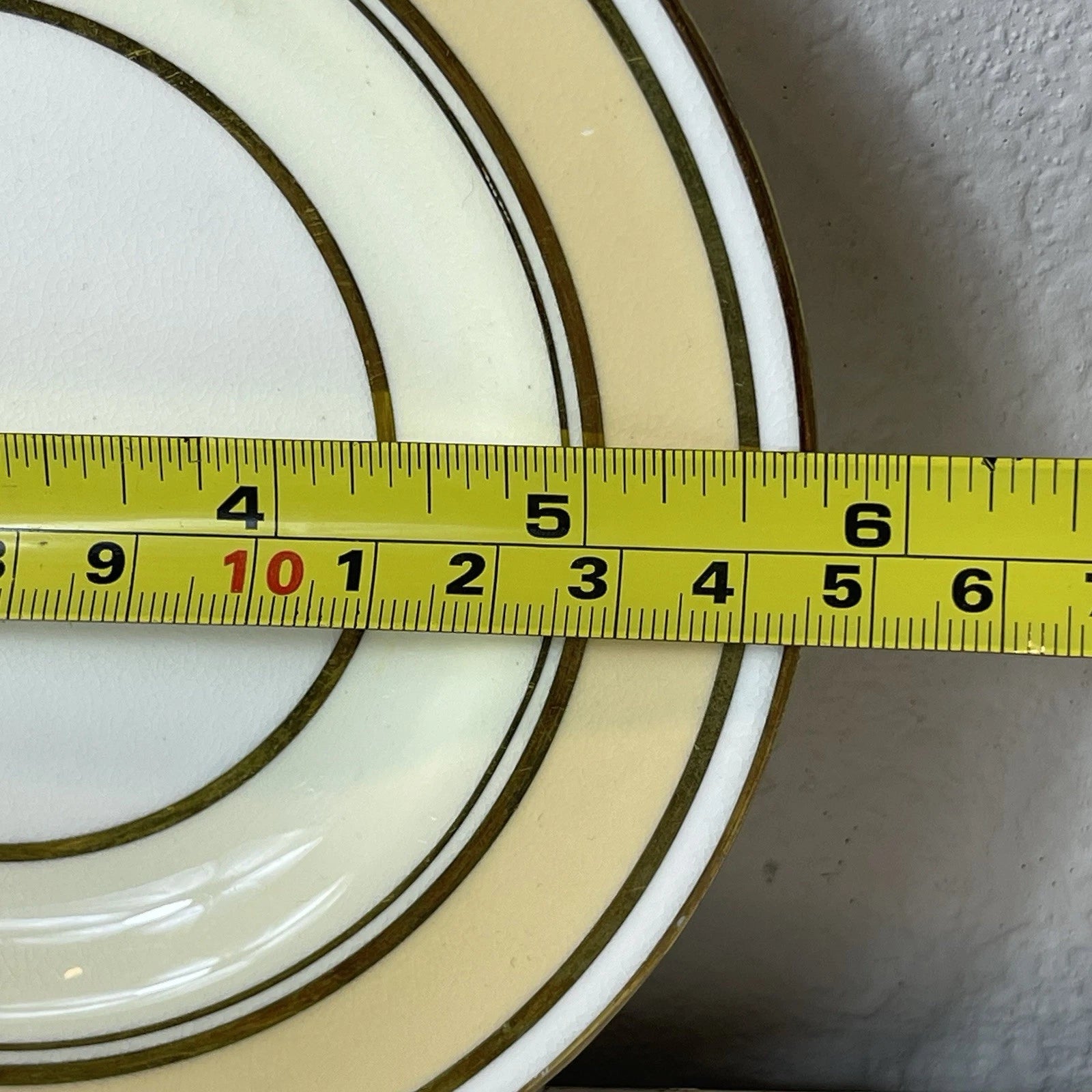 Set Of 5 Wedgewood Bone China made in England 6" bread and butter plate Gold Tri