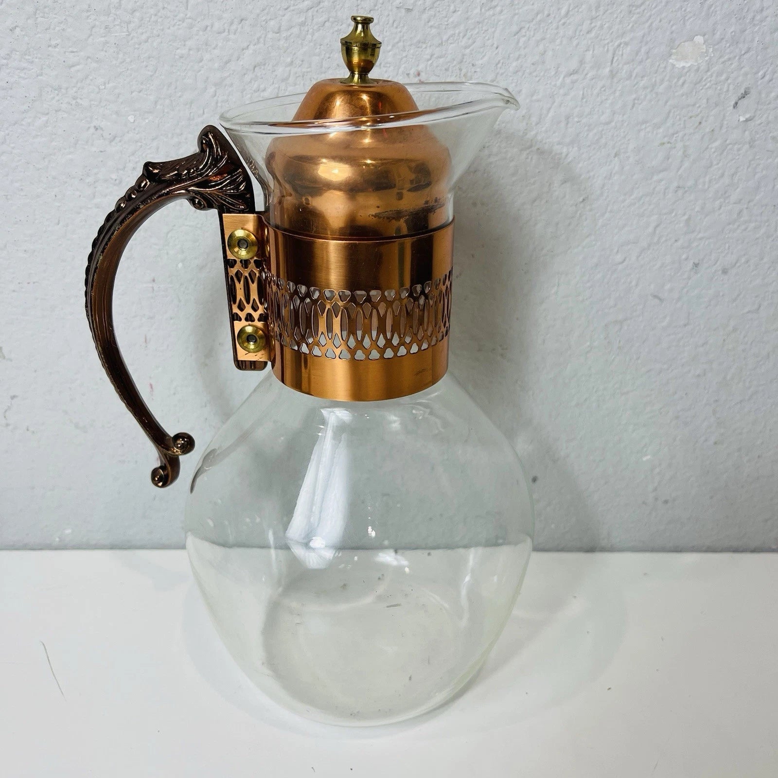 Vintage Copper & Brass Coffee/Tea Carafe with Lid – Home & Office Décor for Arts & Crafts Enthusiasts