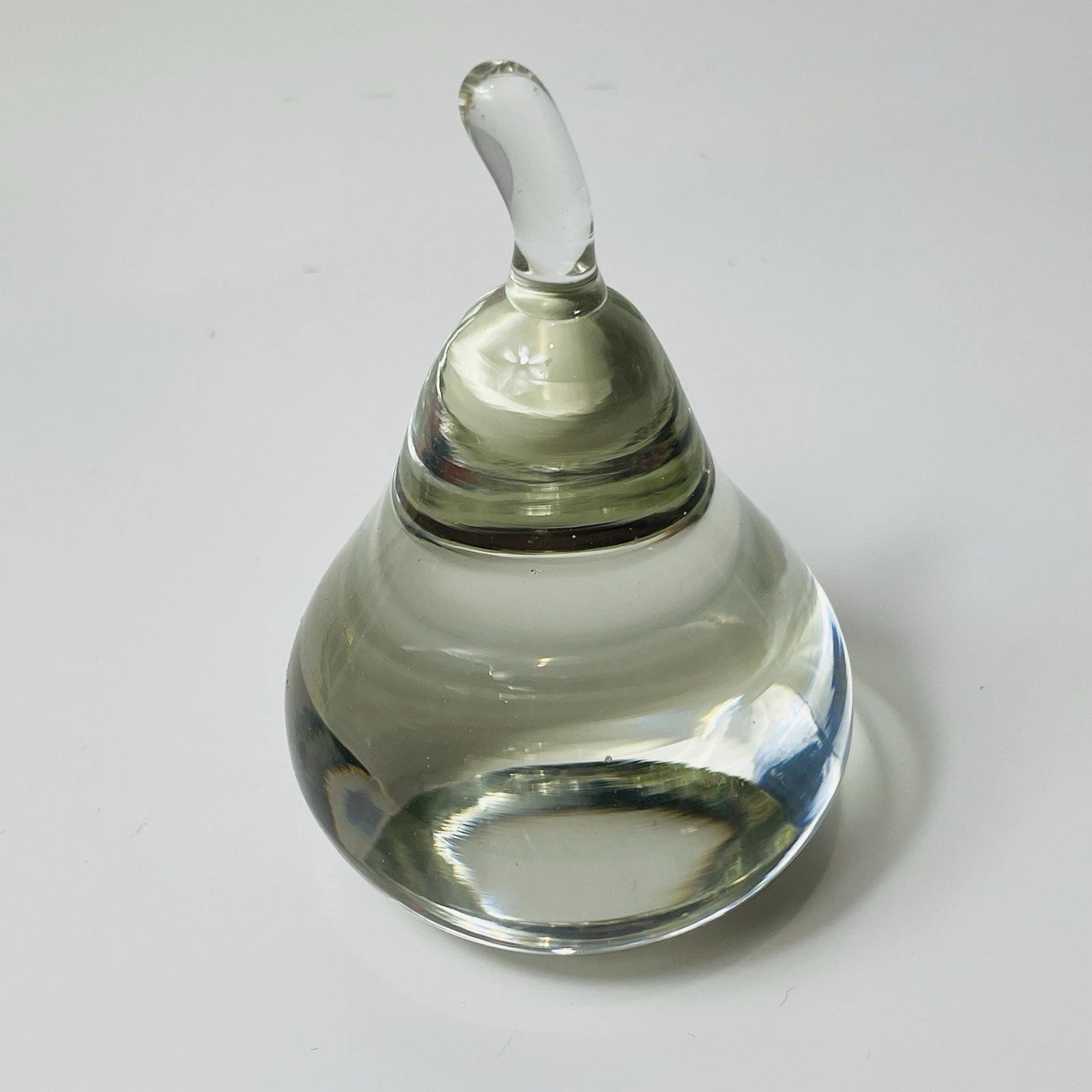 Clear Art Glass Pear: Murano-Style Paperweight for Home Decor, Vintage-Inspired Collectible.